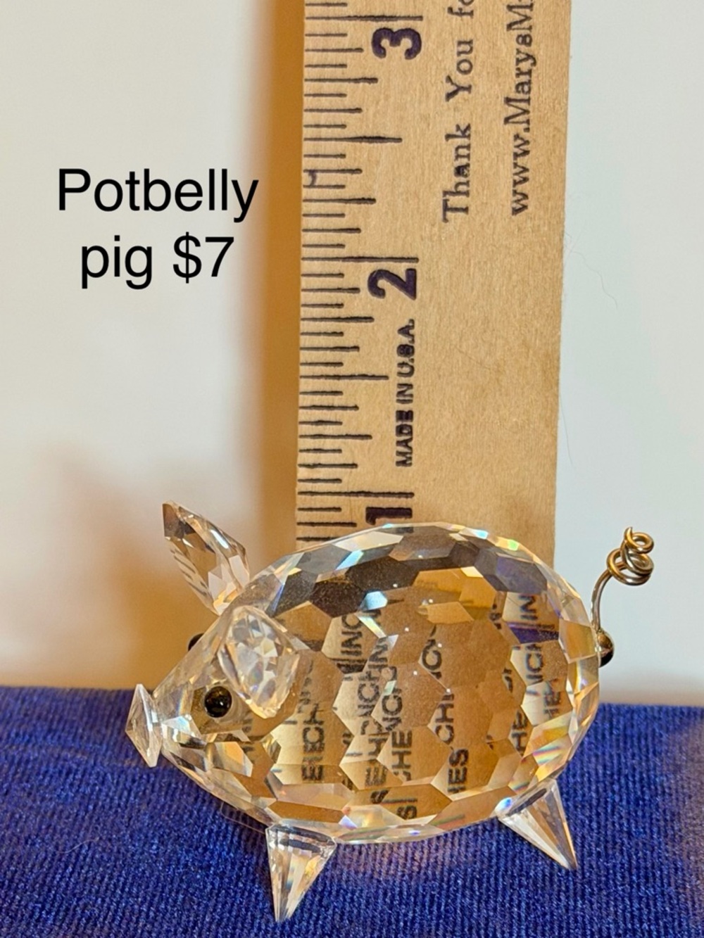 Swarovski potbelly pig